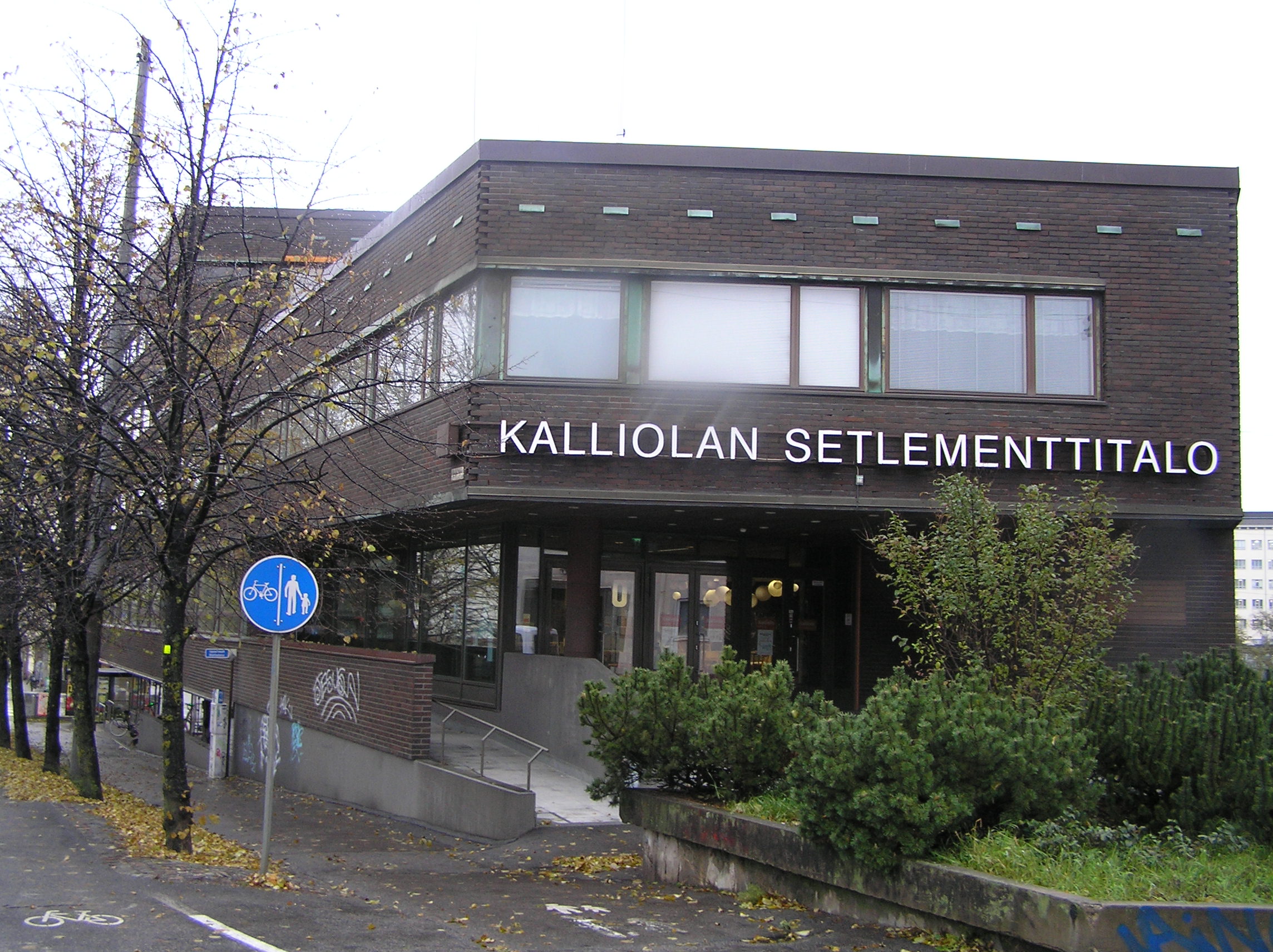 Kalliolan Setlementin talo,
Sturenkatu 11, Helsinki